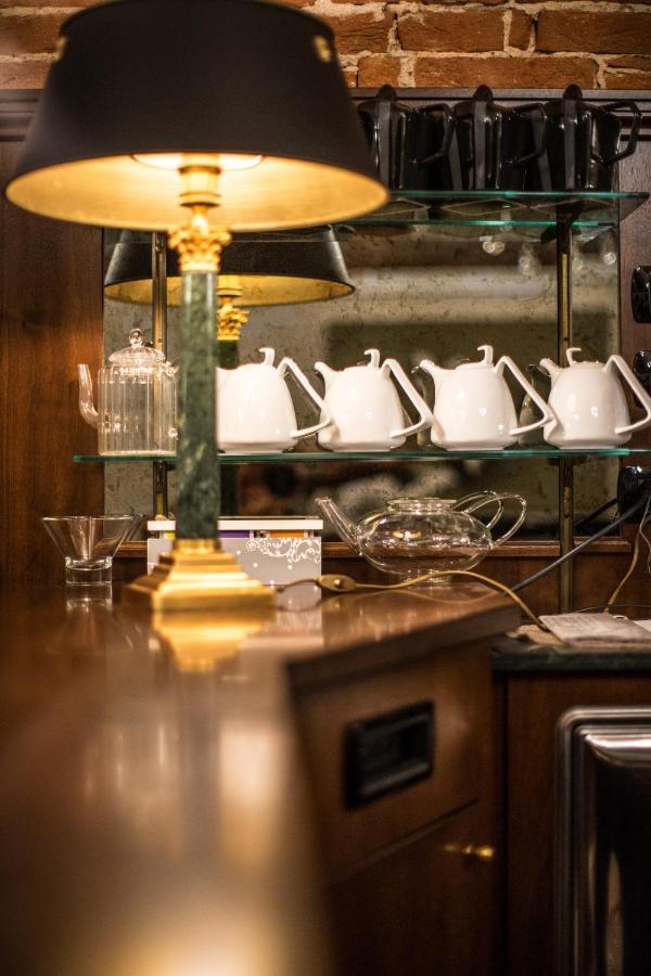 알바 Palazzo Finati B&B 외부 사진