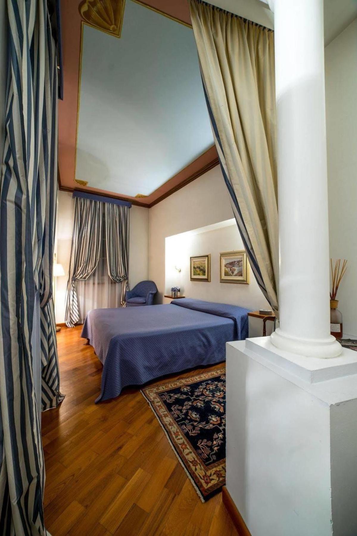 알바 Palazzo Finati B&B 외부 사진