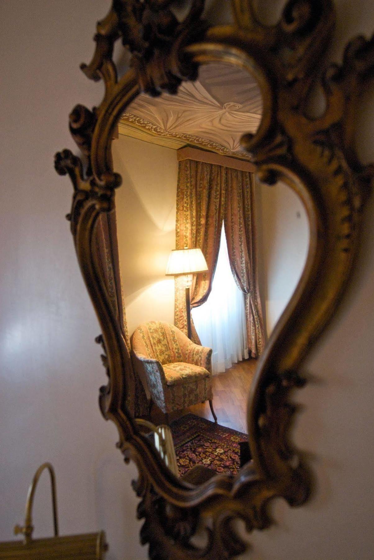 알바 Palazzo Finati B&B 외부 사진