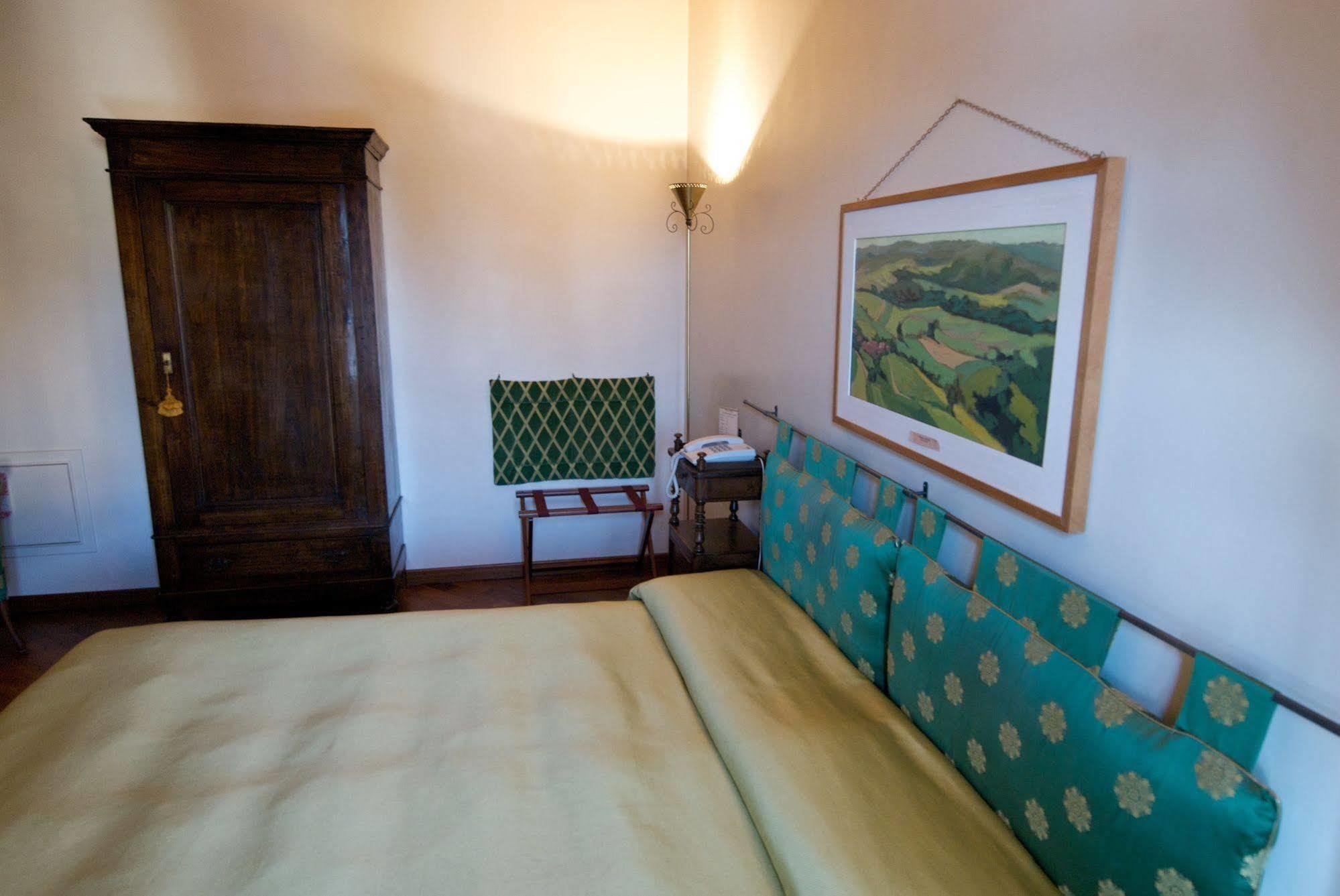알바 Palazzo Finati B&B 외부 사진